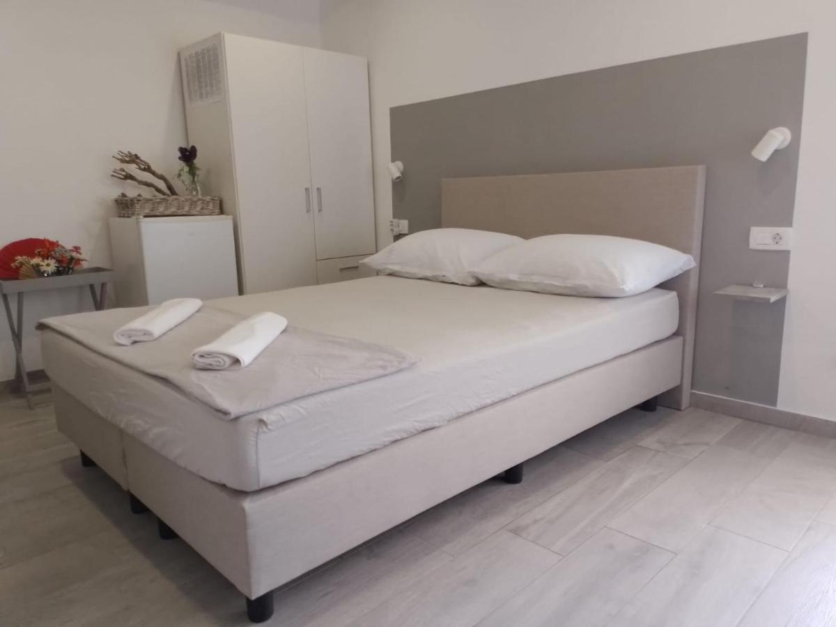 Apartments Ciao Bella City Centre With Free Parking ชิเบนิก ภายนอก รูปภาพ